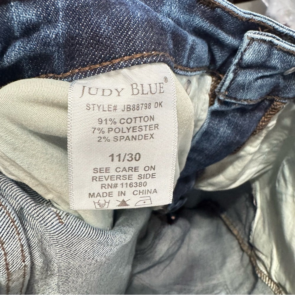 Judy Blue women's distressed skinny stretch denim jeans 11/30 - Picture 4 of 8